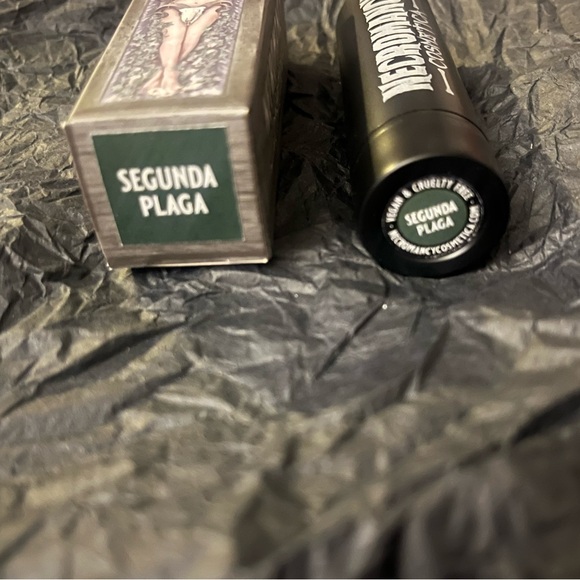 Necromancy Cosmetica Segunda Plaga Vegan Handcrafted Lipstick Imported (BNIB) - Picture 5 of 10